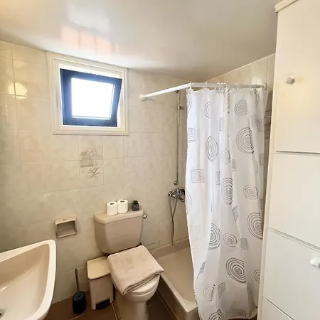 Sea Gem Townhouse * Meneou