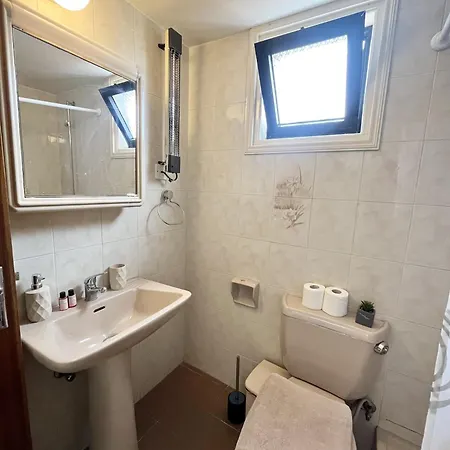 Sea Gem Townhouse * Meneou